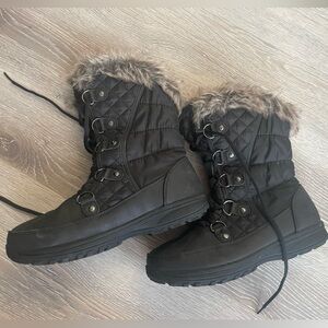 Global Win Women's Black Quilted Winter Boots